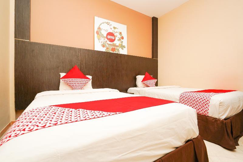 Avi Hotel Surabaya Luaran gambar