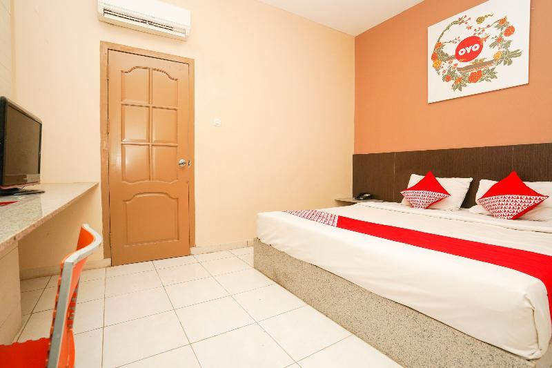 Avi Hotel Surabaya Luaran gambar